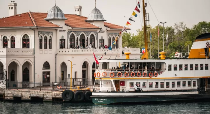 Kadıköy Burgazada Vapur Saatleri Şehir Hatları ve Turyol ile Yolculuk